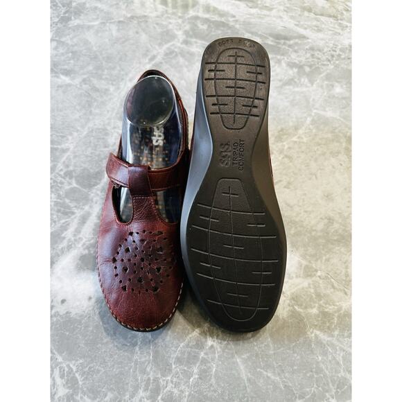 SAS SZ 10M Willow Brown Leather T-Strap Loafers Comfort Shoe Walking Cushion - Picture 9 of 9